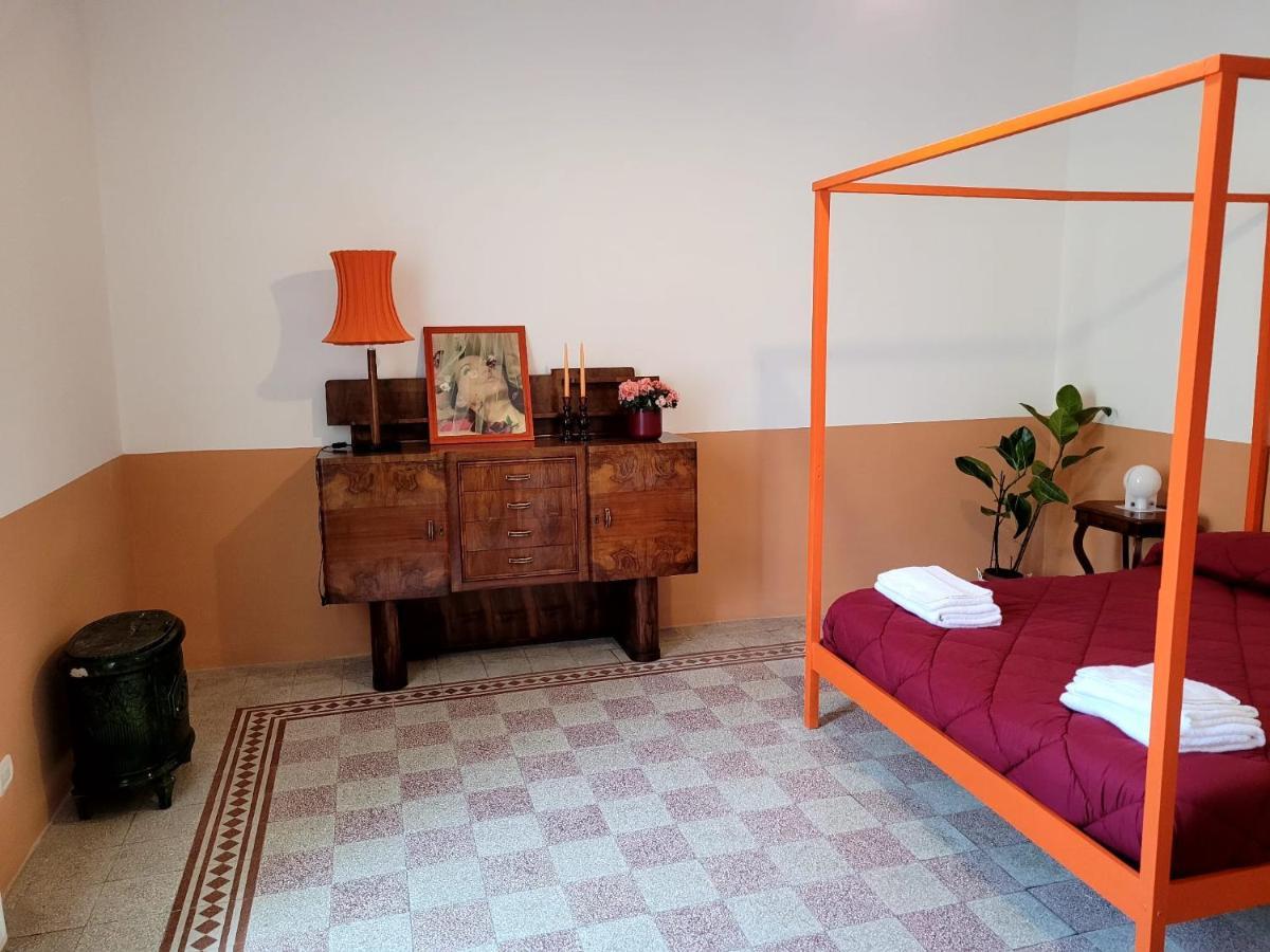 Charming Apartment With Balcony In The Historic Center Napoli Dış mekan fotoğraf