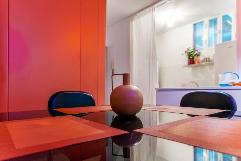 Charming Apartment With Balcony In The Historic Center Napoli Dış mekan fotoğraf