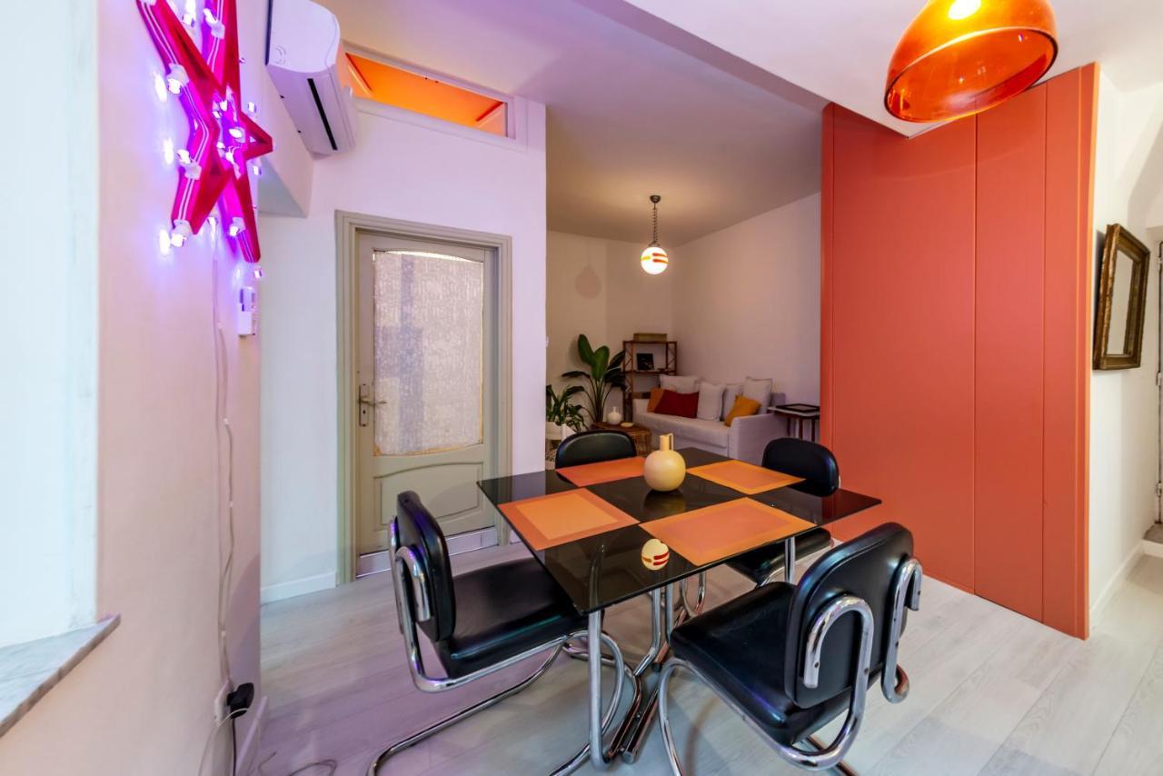 Charming Apartment With Balcony In The Historic Center Napoli Dış mekan fotoğraf